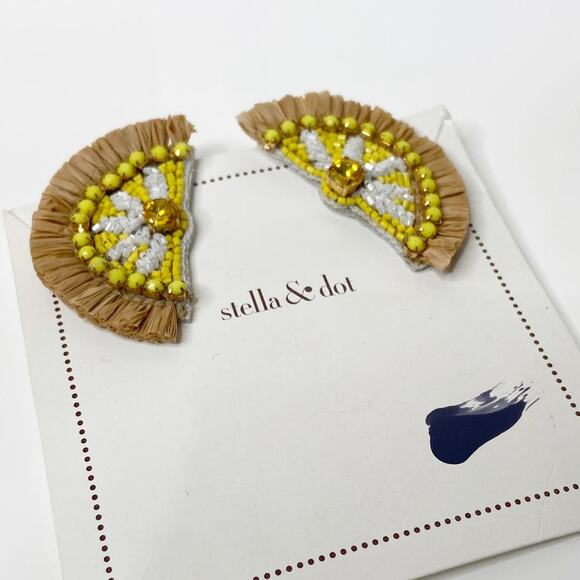 Half Circle Beaded Tassel Fringe Dangle Earrings IRaffia White Yellow - Picture 3 of 7